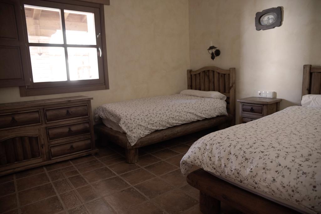 فيلا La Casona Del Tormes Almenara de Tormes المظهر الخارجي الصورة