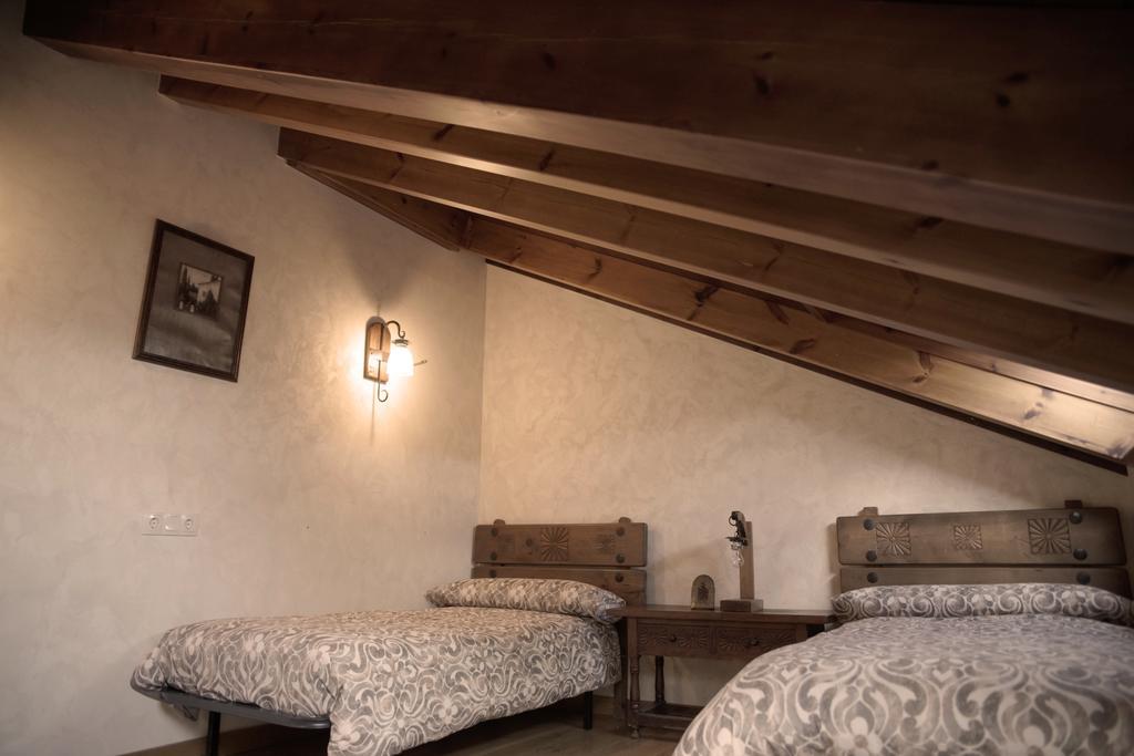 فيلا La Casona Del Tormes Almenara de Tormes المظهر الخارجي الصورة